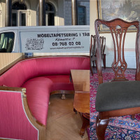 /album/bildgalleri-offentliga-inredningar/ho%cc%88rnsoffa-bro-hof-slott-jpg/